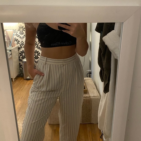 Aritzia black and white striped straight leg pant - Picture 2 of 5